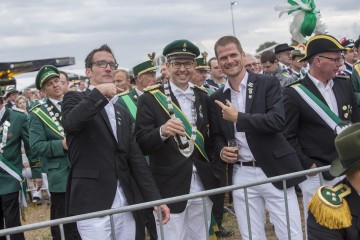 K1600 KSF160904 1757